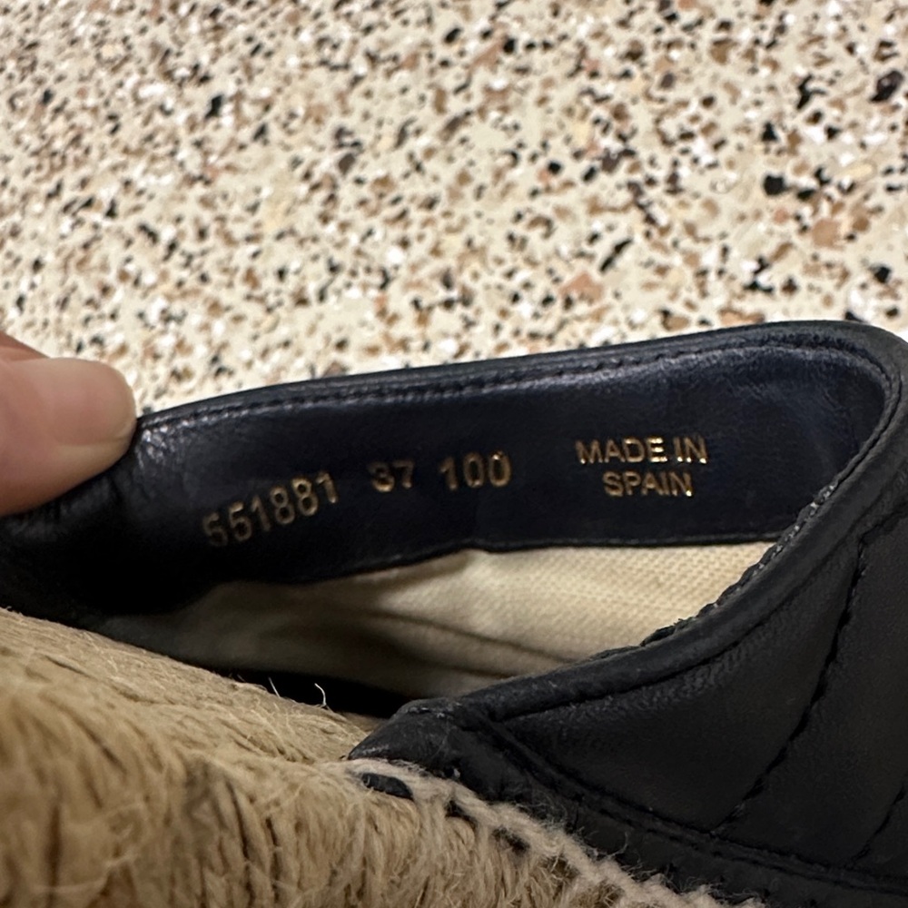 Gucci Black Quilted Leather Espadrille Slides with Gold Emblem - Picture 5 of 5